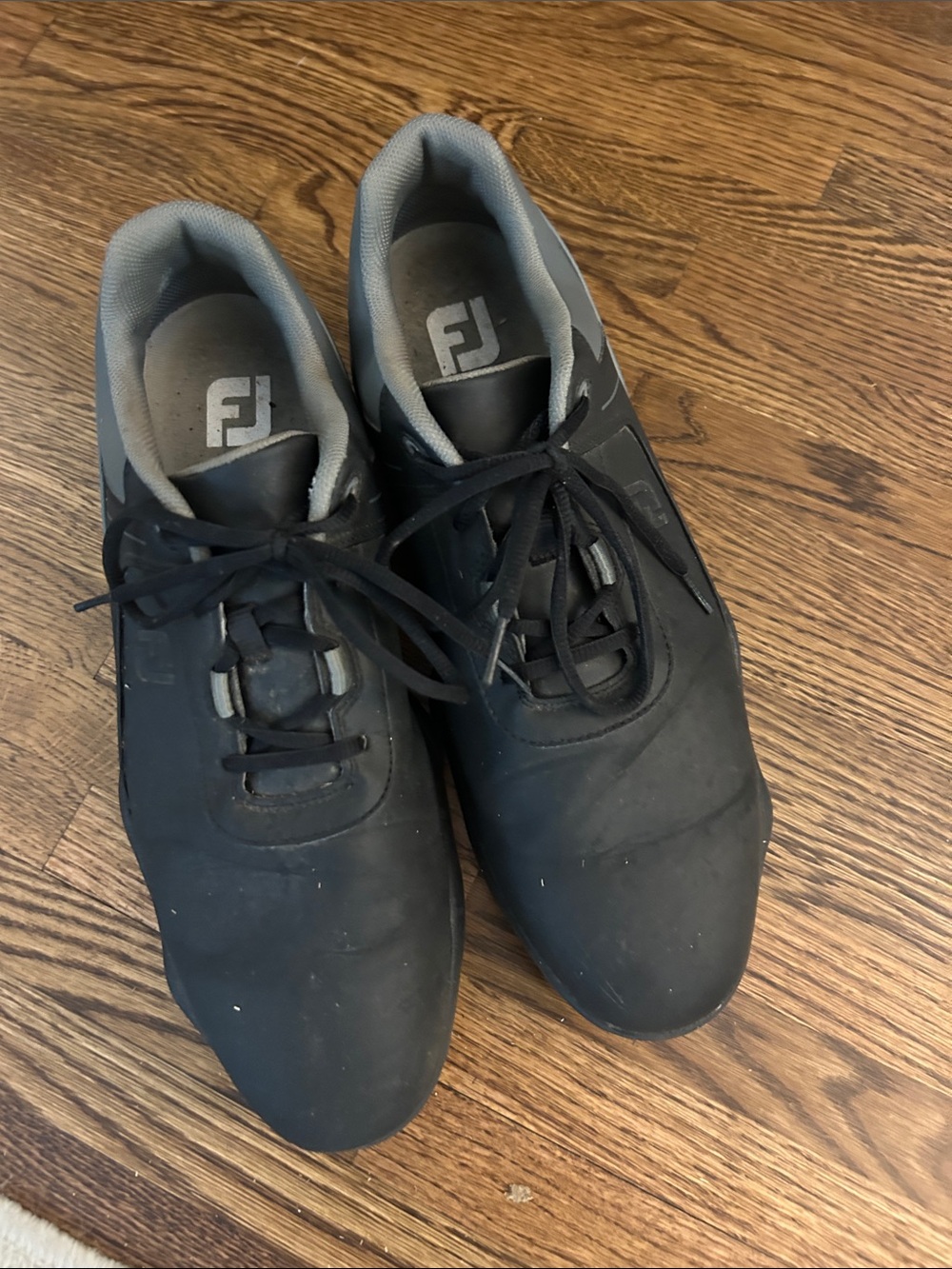 FootJoy Men's Black and Gray Athletic Golf Shoes. Size 13.